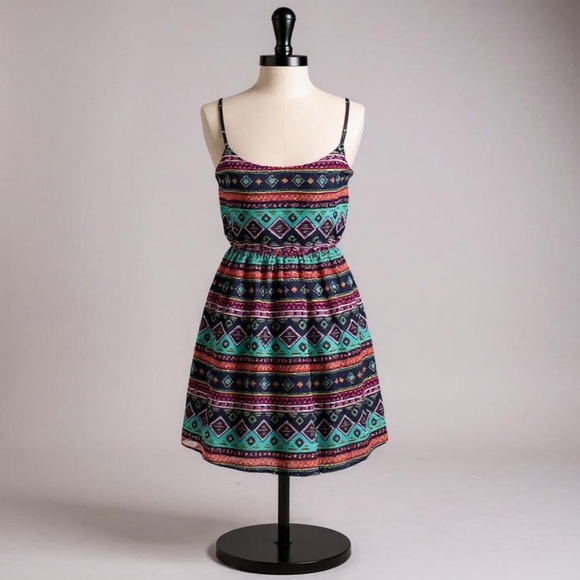 Rosebud Tribal Summer Dress | SIZE S - Picture 2 of 4